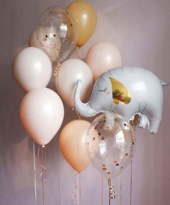 Композиция из воздушных шаров «Белый слоник»